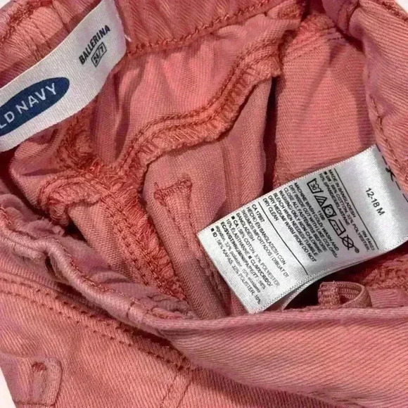 Little Lass/Old Navy Outfit - Girls size 18 mo top/12-18 pants - Picture 7 of 7